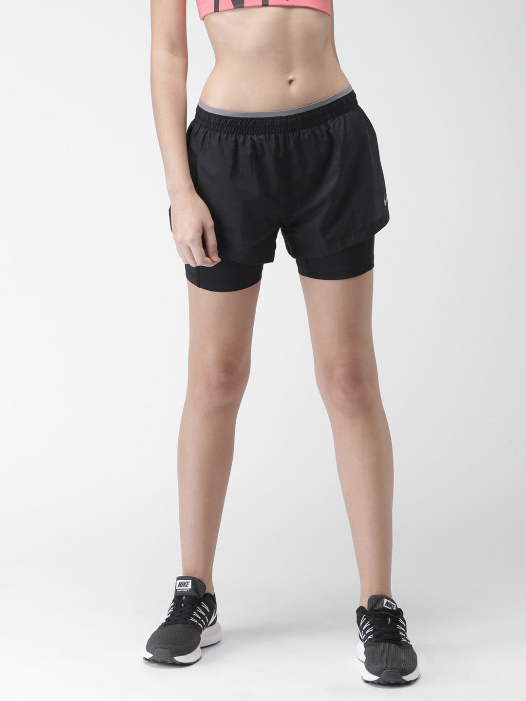 womens shorts nike black