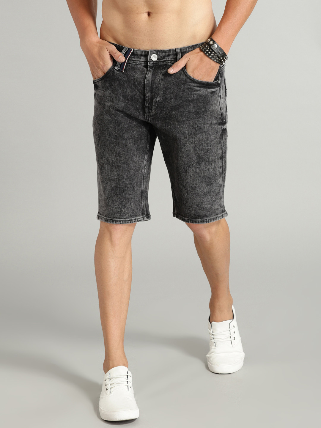 Buy Roadster Time Travlr Men Black Washed Regular Fit Denim Shorts