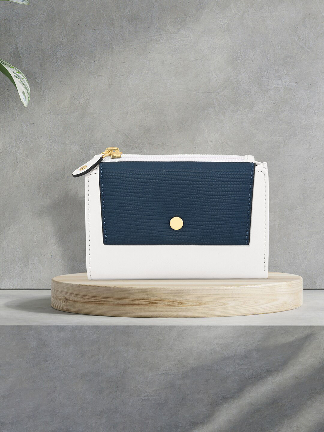 Buy Fastrack Women Three Fold Wallet Wallets for Women 23676836 Myntra