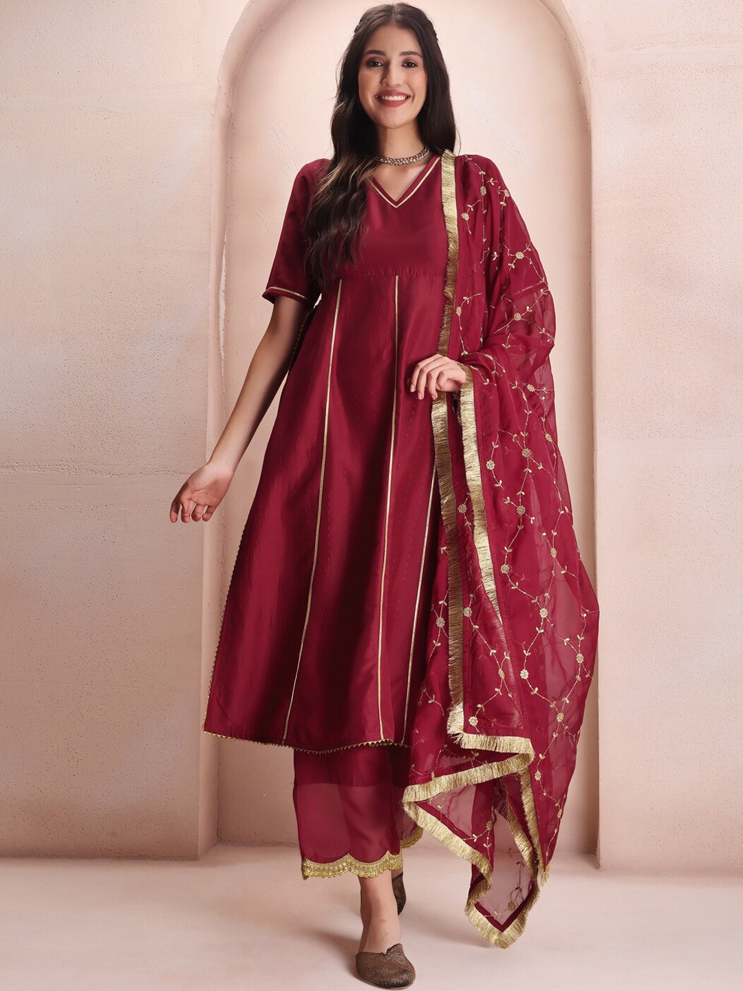 Maroon Cotton V-neck Kurta Pant Set with Dupatta