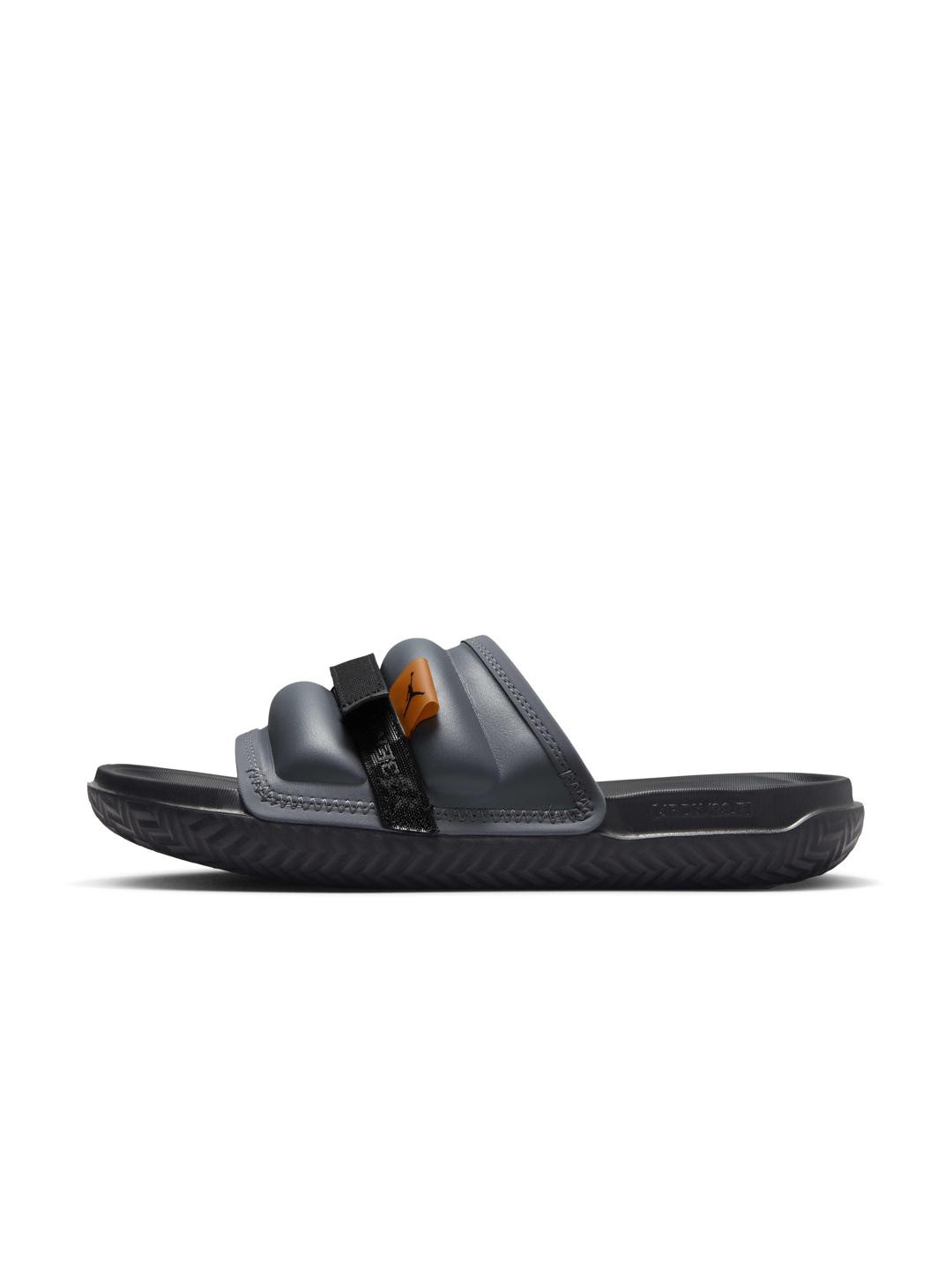 flip flop jordans