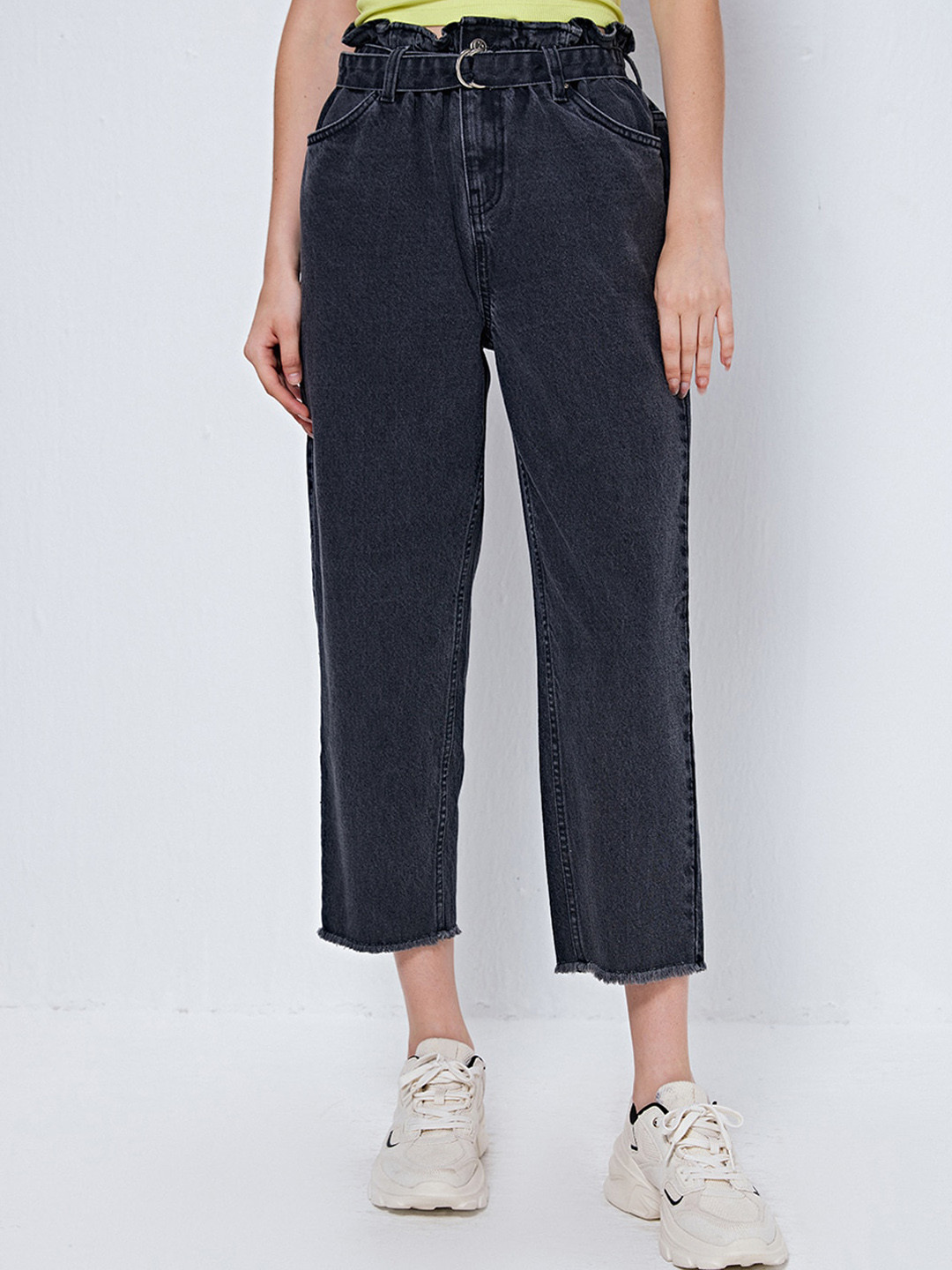 Buy COVER STORY Women Grey Clean Look Cropped Cotton Jeans With Belt