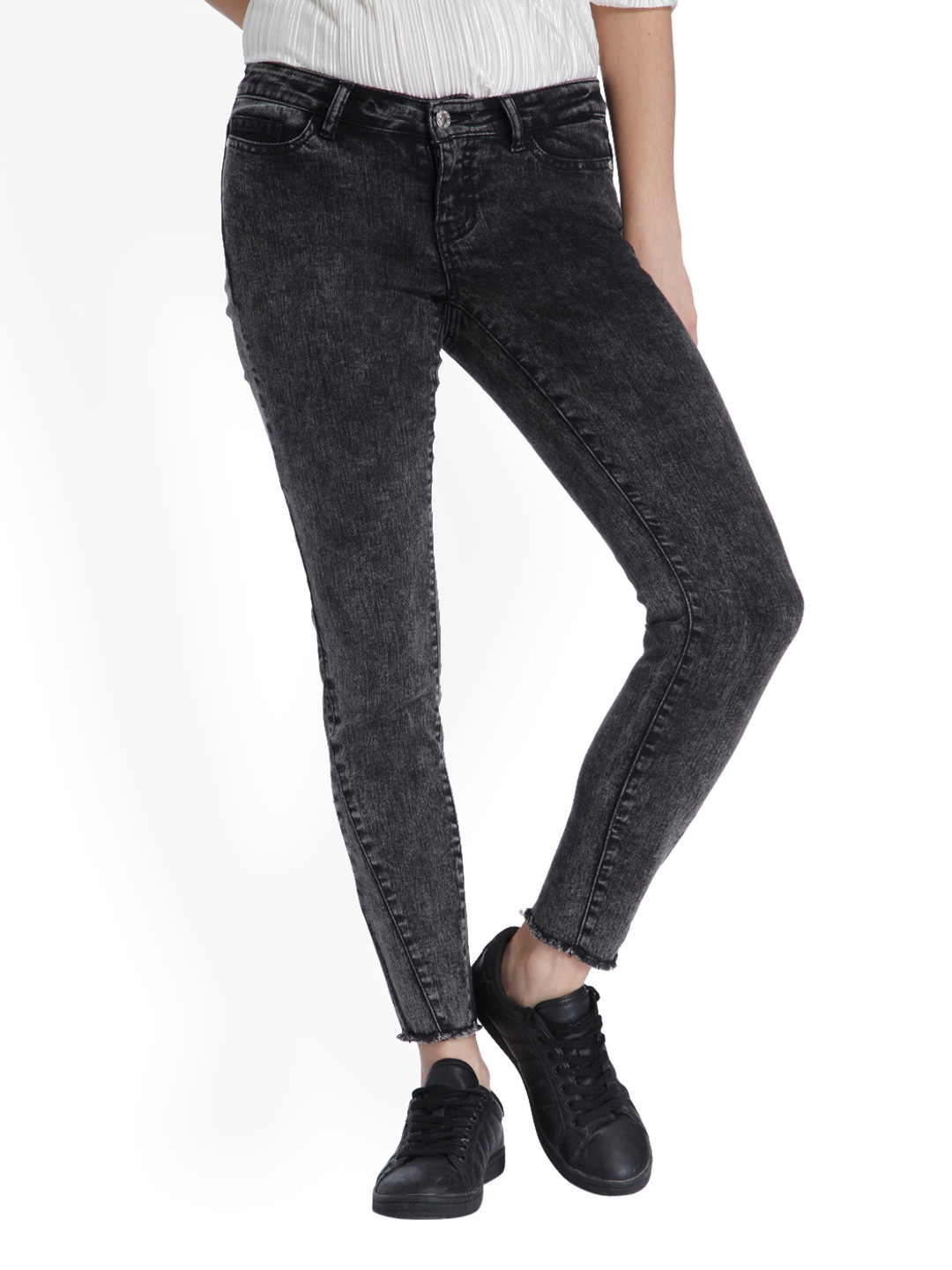 Buy Vero Moda Women Charcoal Grey Slim Fit Low Rise Clean Look Jeans