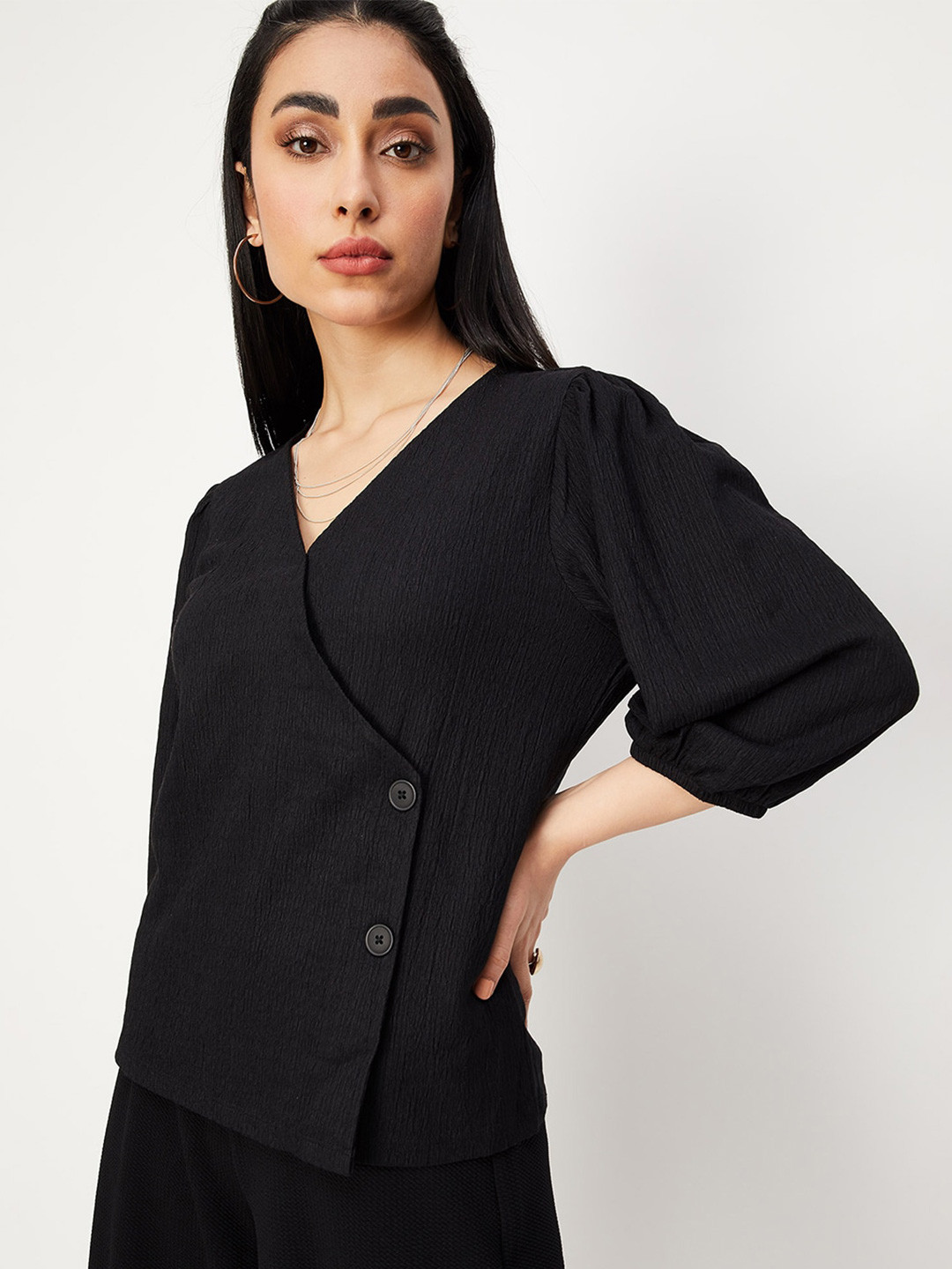 V NECK STRAPPY PUFF SLEEVE TOP