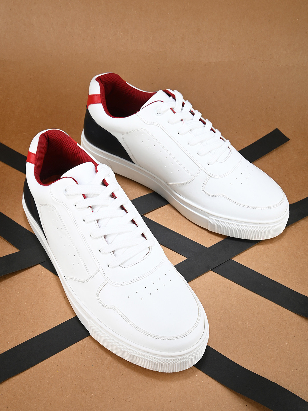 hrx white sneakers