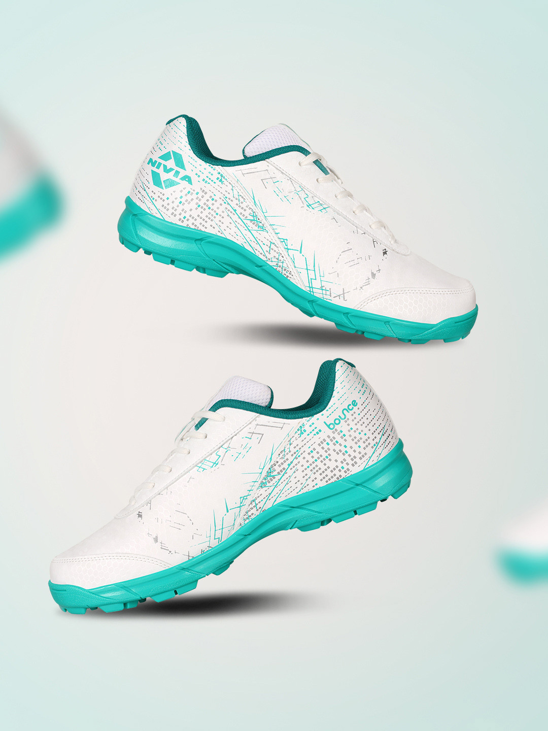 nivia cricket shoes