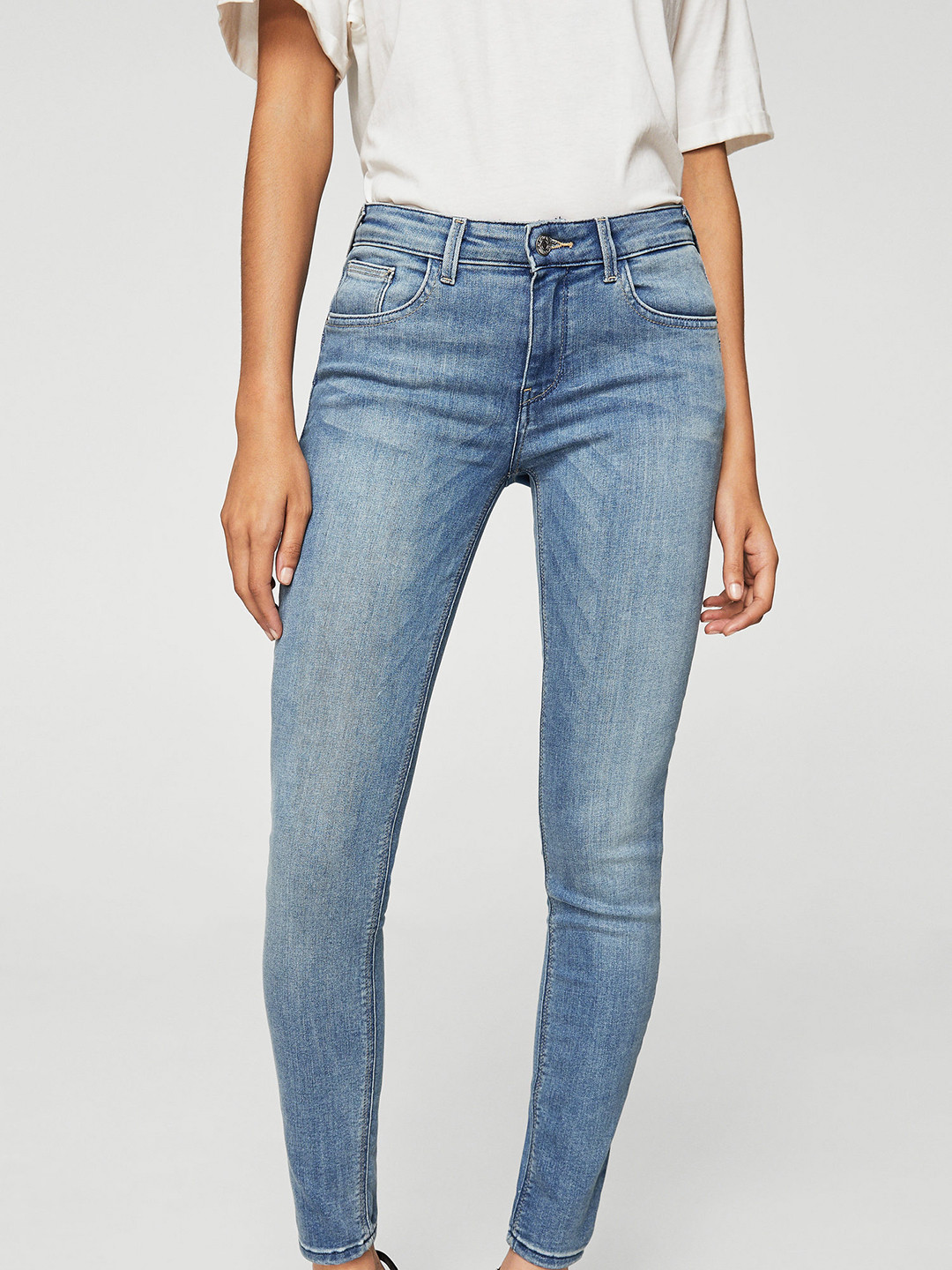 Buy MANGO Women Blue Mid Rise Clean Look Stretchable Jeans Jeans for