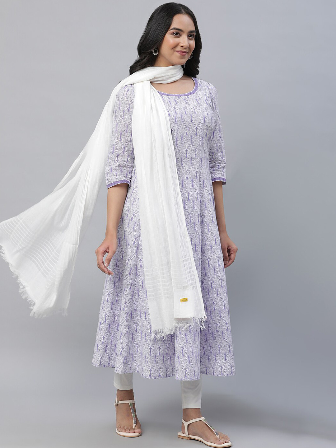 Women's Blue Ethnic Motifs Printed Anarkali Kurta