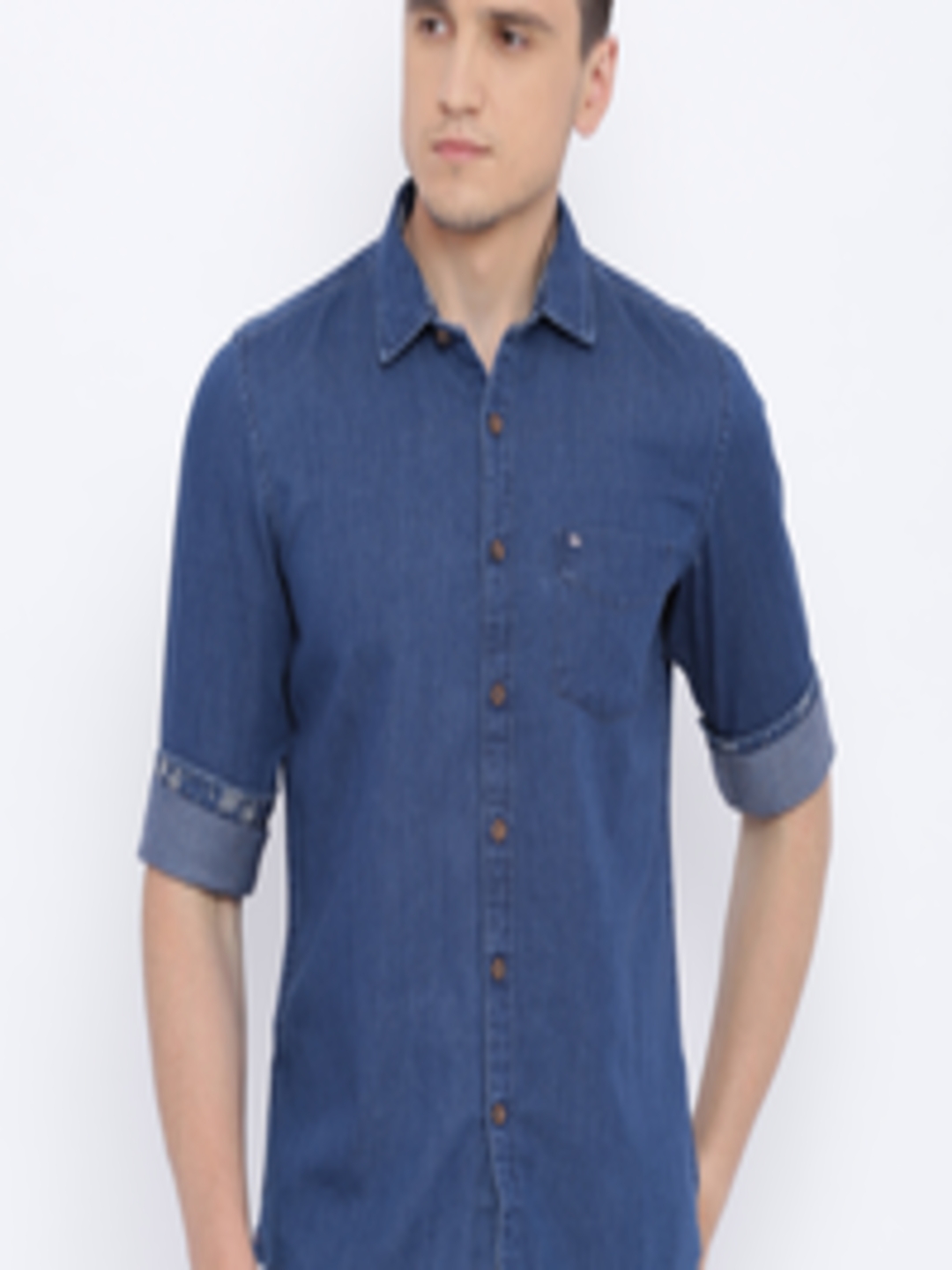 Buy Lee Cooper Men Blue Contemporary Regular Fit Solid Chambray Casual ...