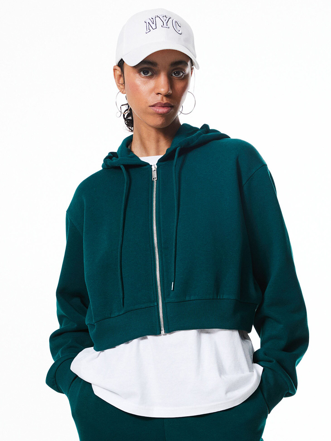 Hoodies for girls on myntra clearance