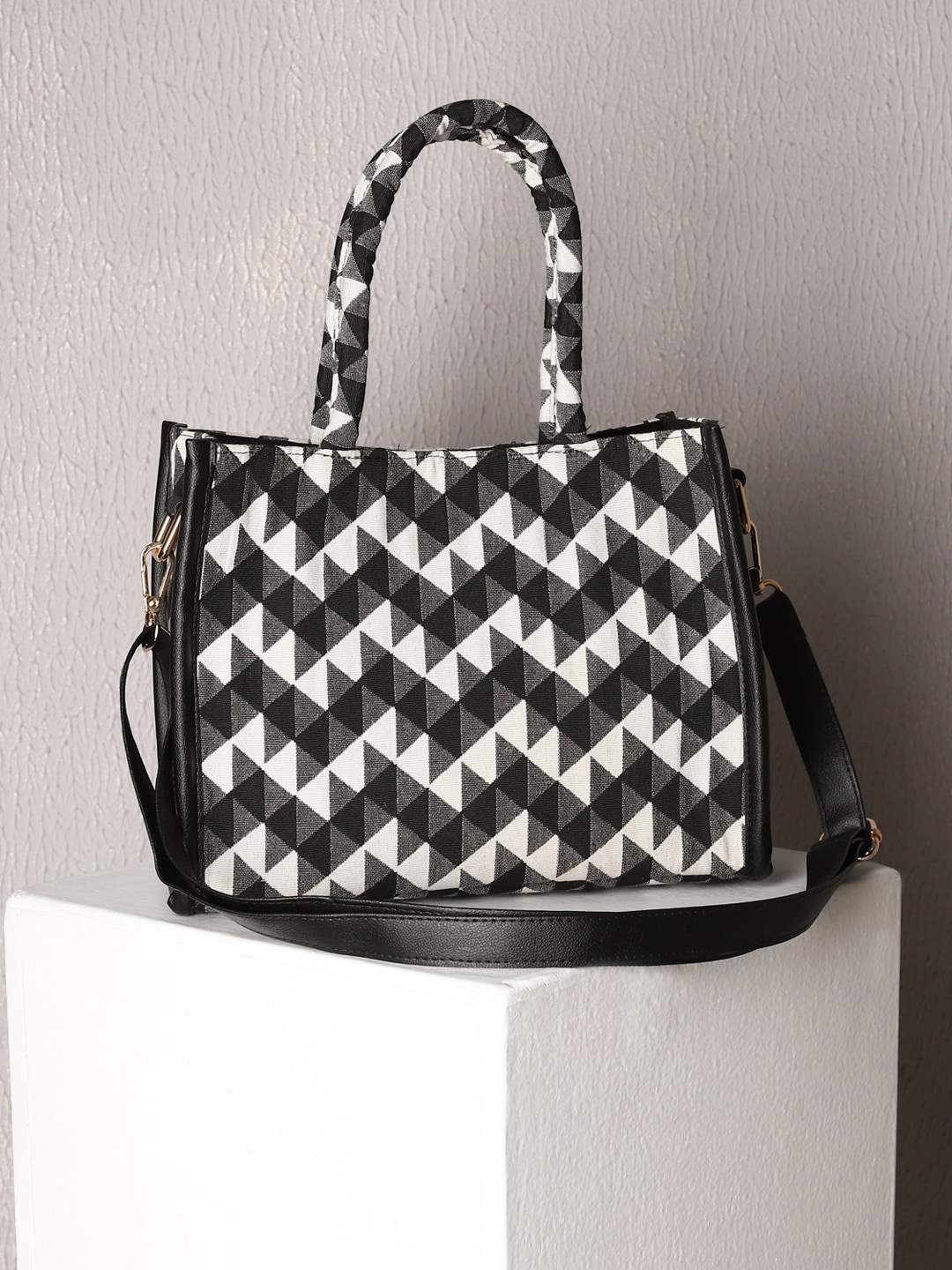 Buy DEEBACO Geometrical Printed Handheld Mini Bag - Handbags for Women ...
