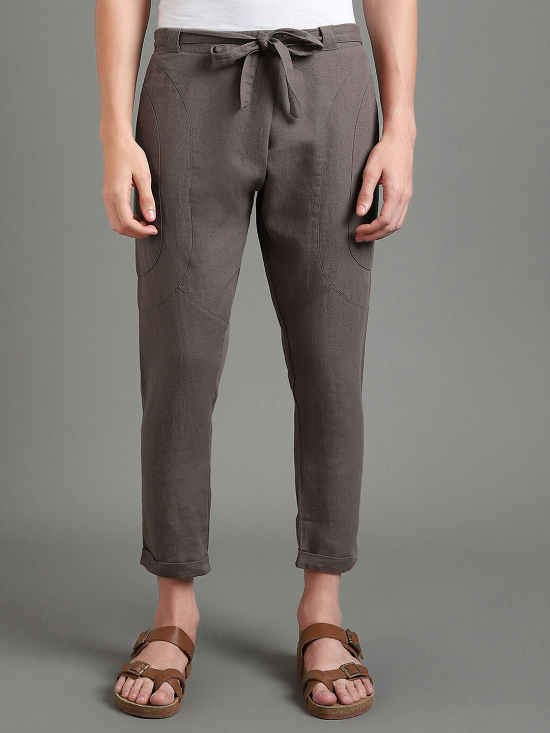 Buy Bewakoof Men Coffee Brown Regular Fit Mid Rise Cotton Regular