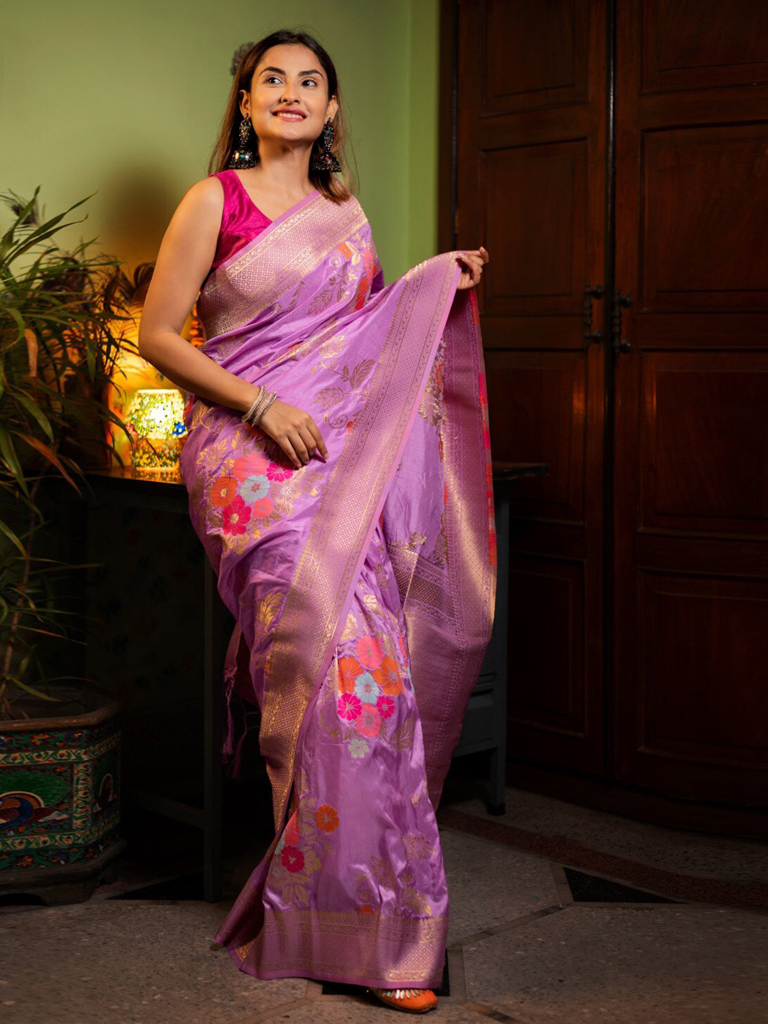 Buy Apaapi Threads Of Glory Floral Woven Design Zari Saree - Sarees for ...