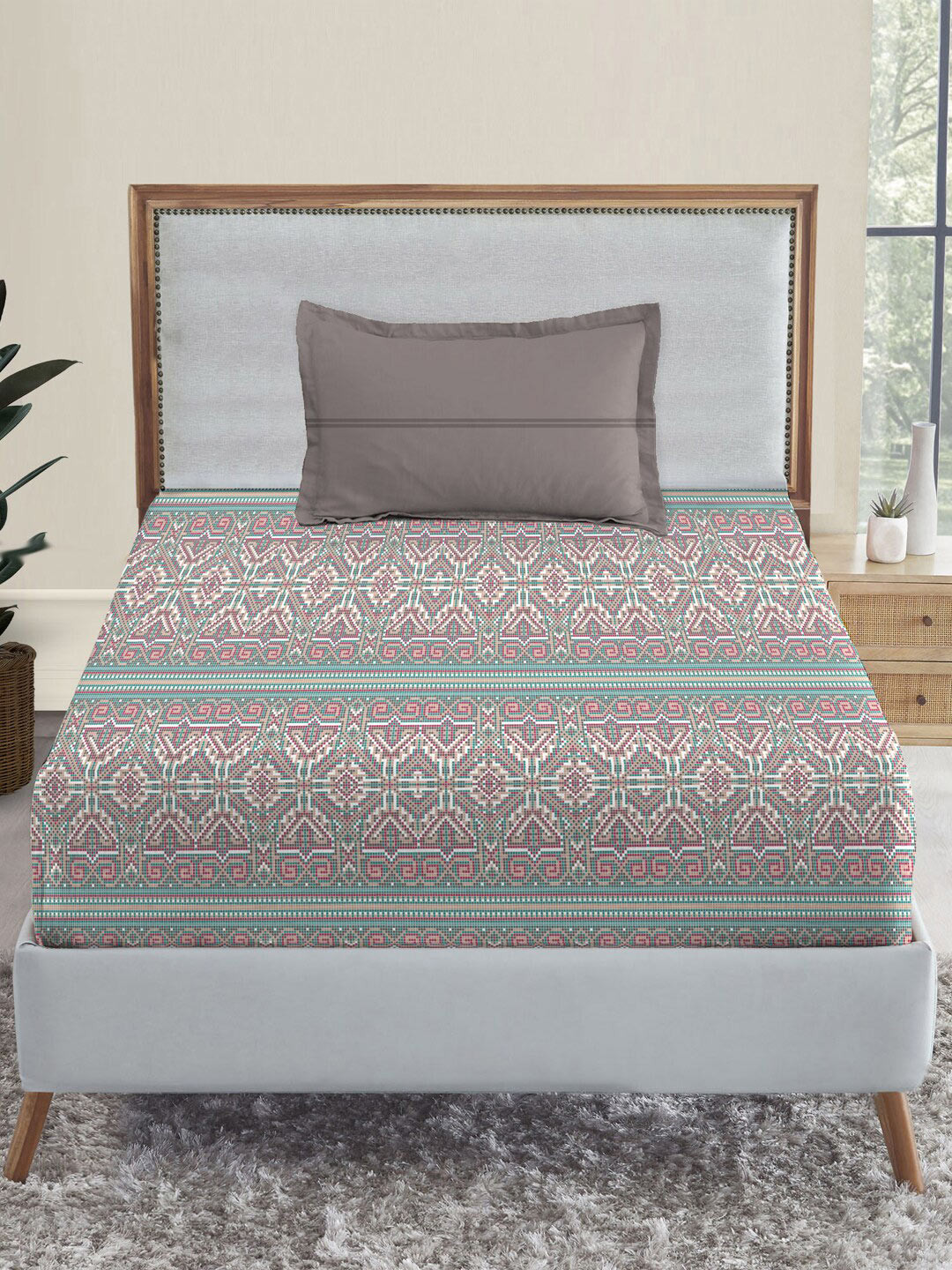 Premium Grey Geometric King Size Bedsheet Set – 260 TC Cotton | 1 Double Bedsheet & 2 Pillow Covers