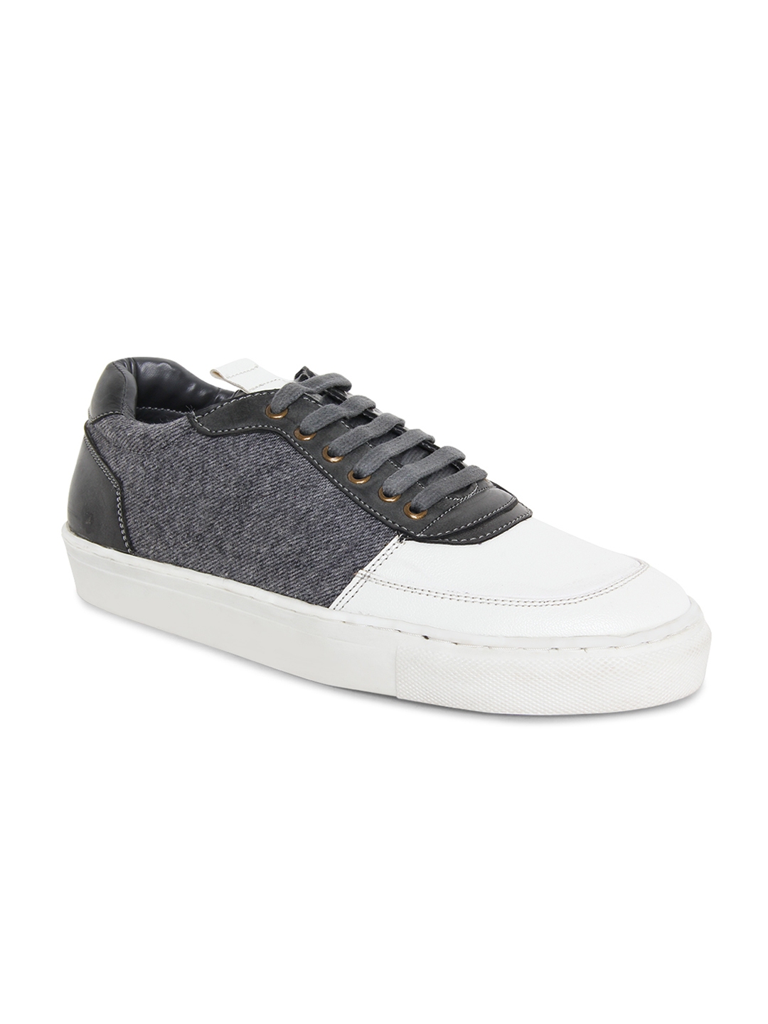 mocas shoes wiki