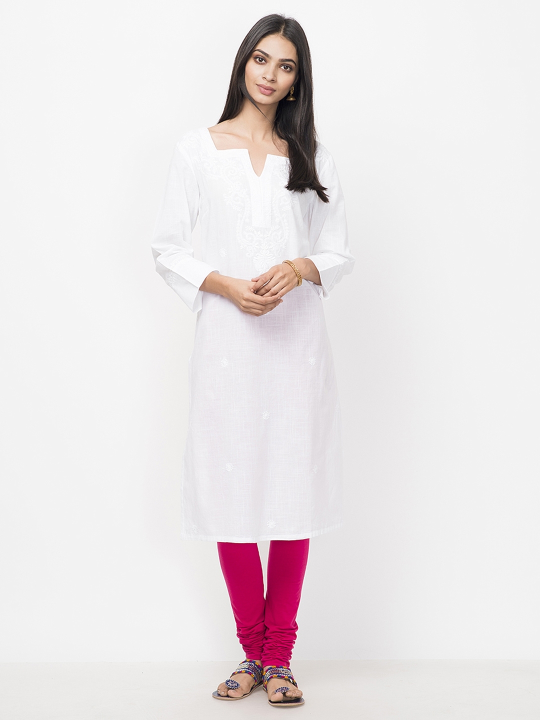 chikankari kurta myntra