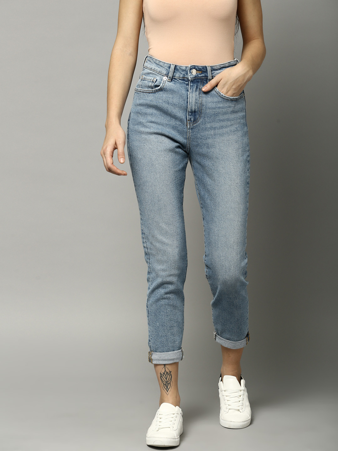 Women Blue High-Rise Regular Fit Cropped Stretchable Jeans