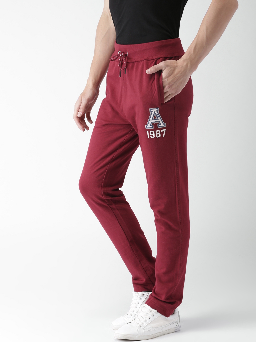 joggers for men red