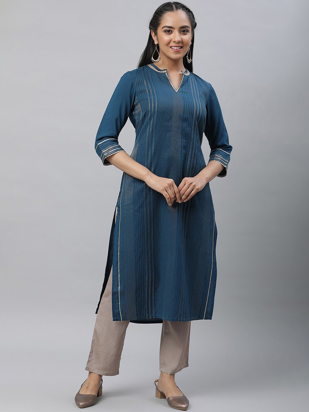 Buy AURELIA Striped Mandarin Collar Zari Detail Kurta Kurtas for