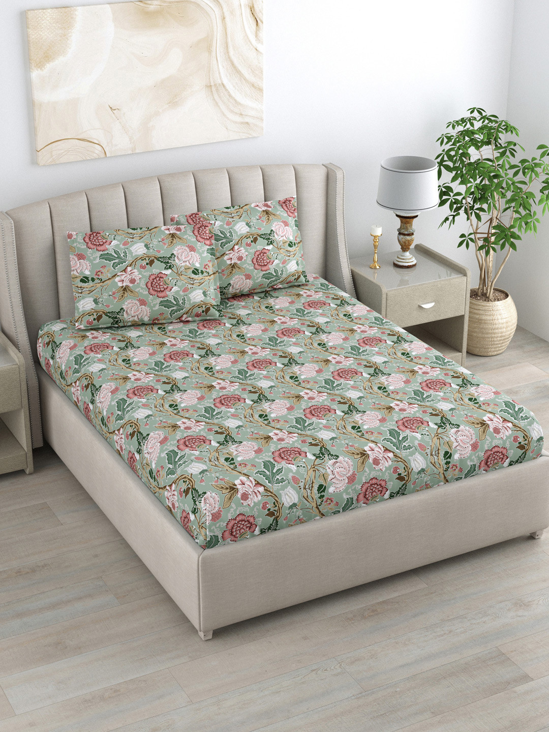 Buy DREAM WEAVERZ Green & Pink 220 TC Cotton Double Queen Bedsheet With