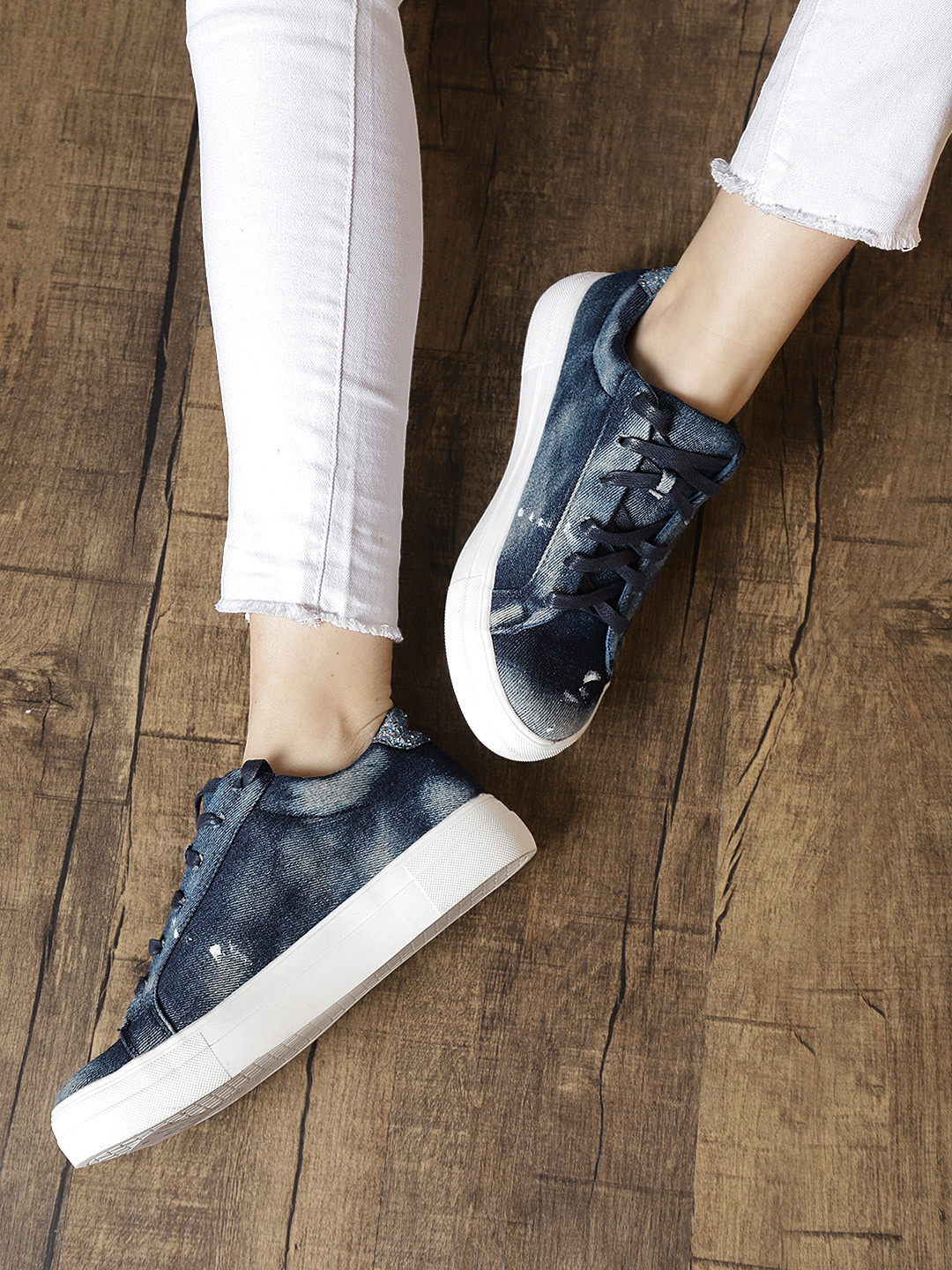 navy blue sneakers for ladies