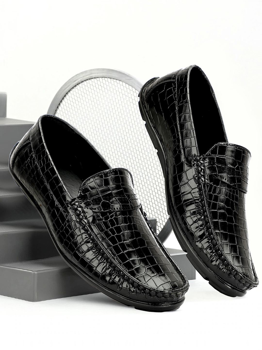 buxton walking shoes