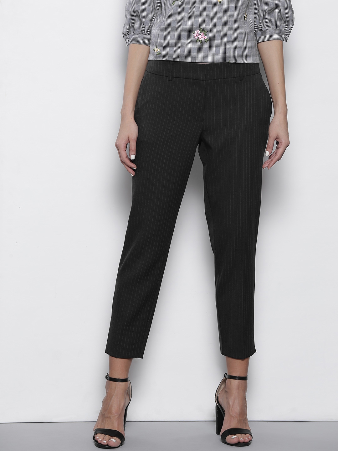 nike tight sweatpants mens