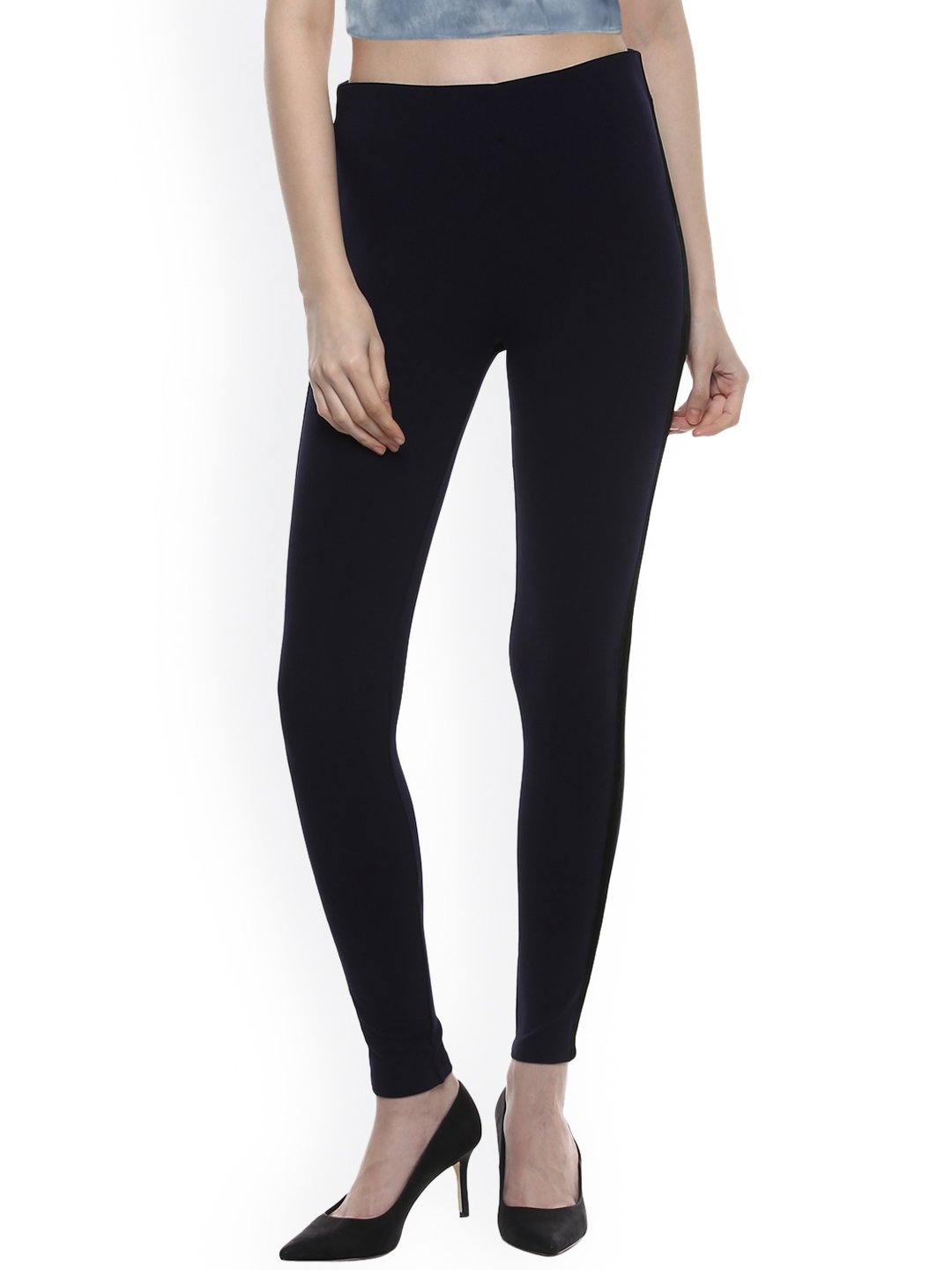 jeggings below 200