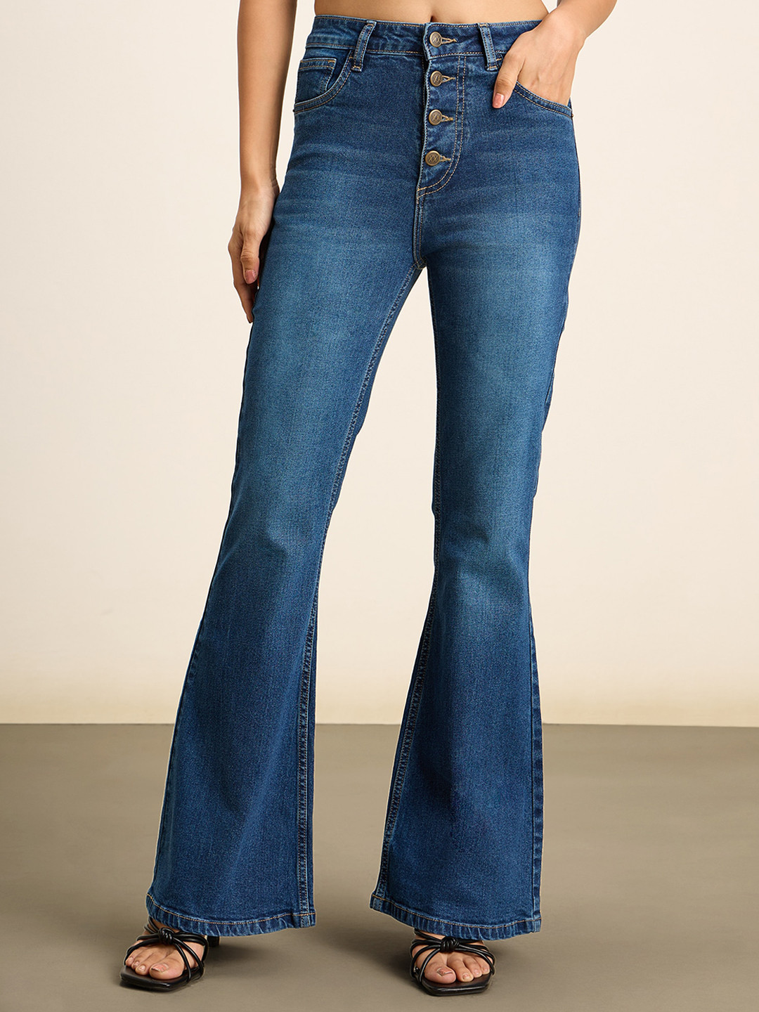 Women's Blue Bootcut Mildly Distressed Light Fade Stretchable Denim Jeans
