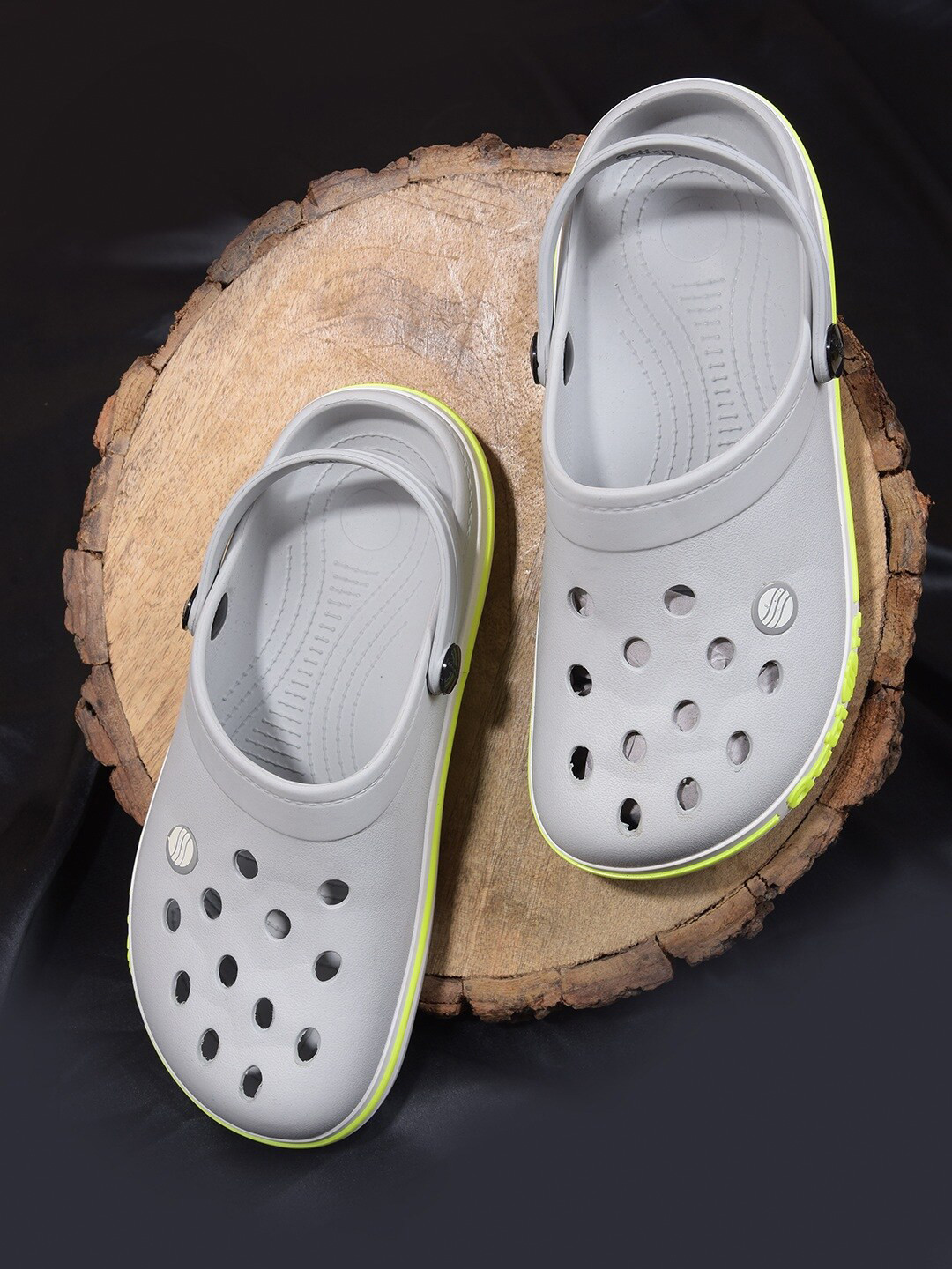 slip on rubber clogs