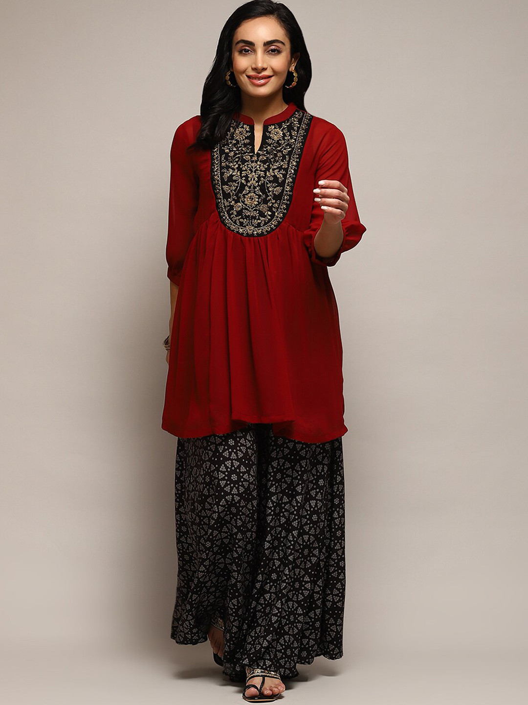 Ethnic Motifs Embroidered Tiered Sequinned Anarkali Kurta with Trousers