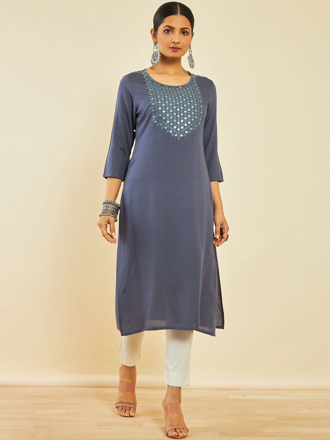 Grey Silk Mirrorwork Kurta Set With Threaded Yoke main image 1