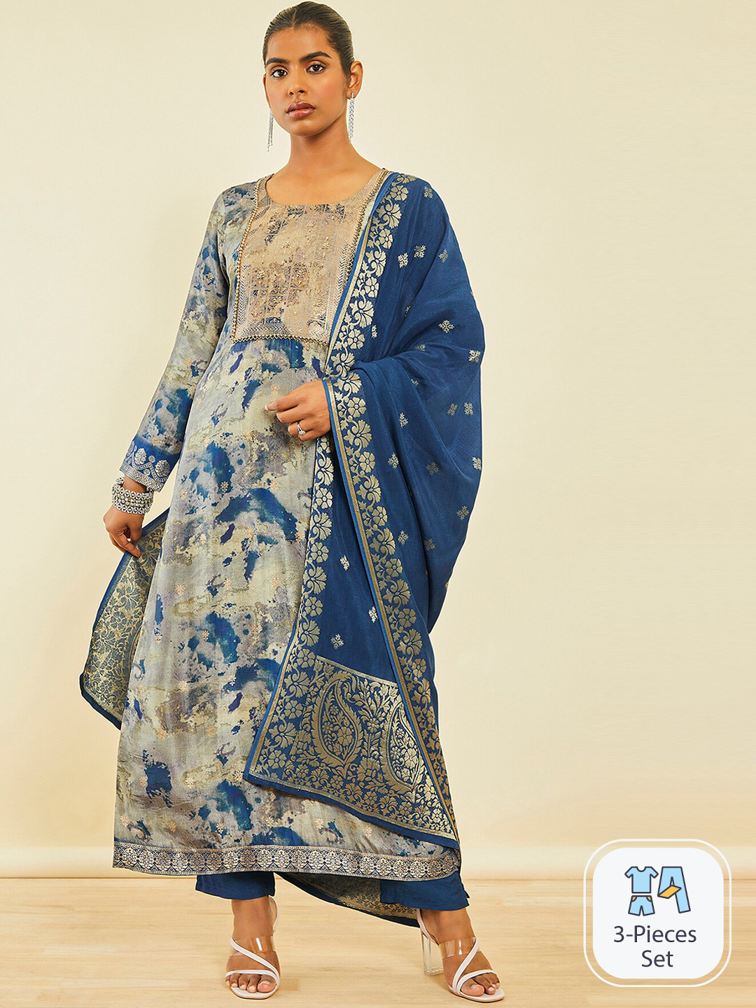 Women's Blue Beads and Stones Kurta Set