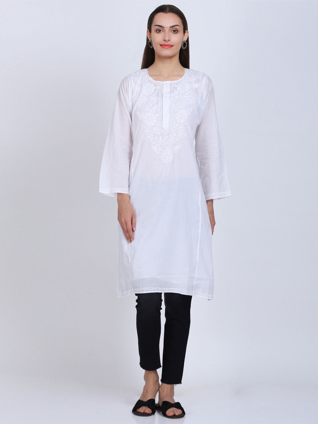 Buy PARAMOUNT CHIKAN Ethnic Embroidered Chikankari Cotton Straight