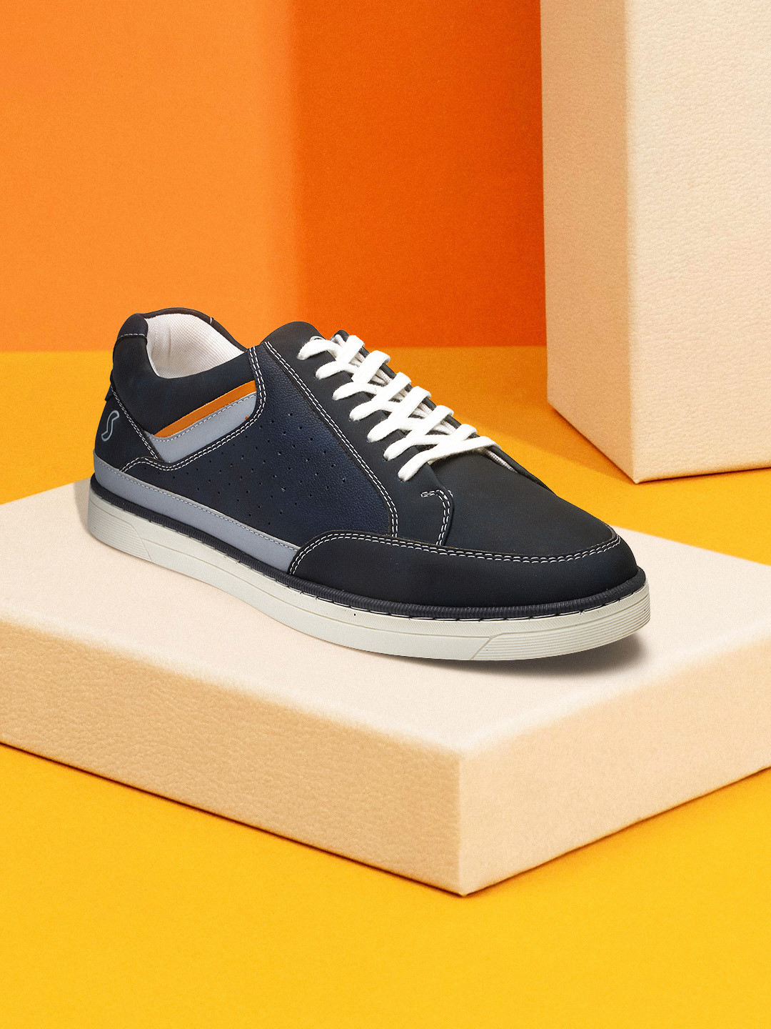 Buy SOLETHREADS REBEL Men STREAK Colourblock Memory Foam Insole Anti