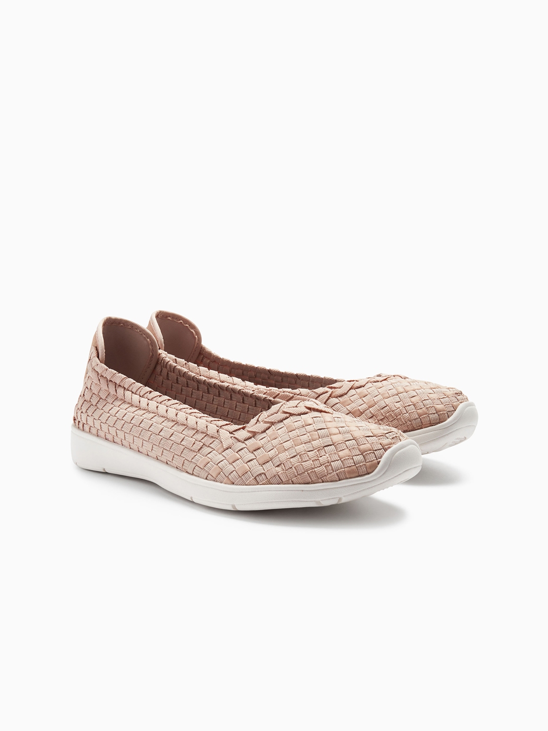 slip on shoes myntra