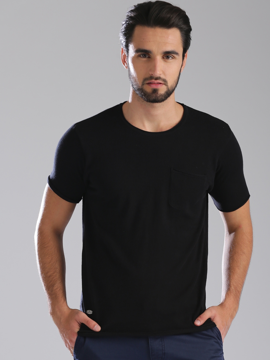 Buy Bossini Men Black Solid Round Neck T Shirt - Tshirts for Men ...