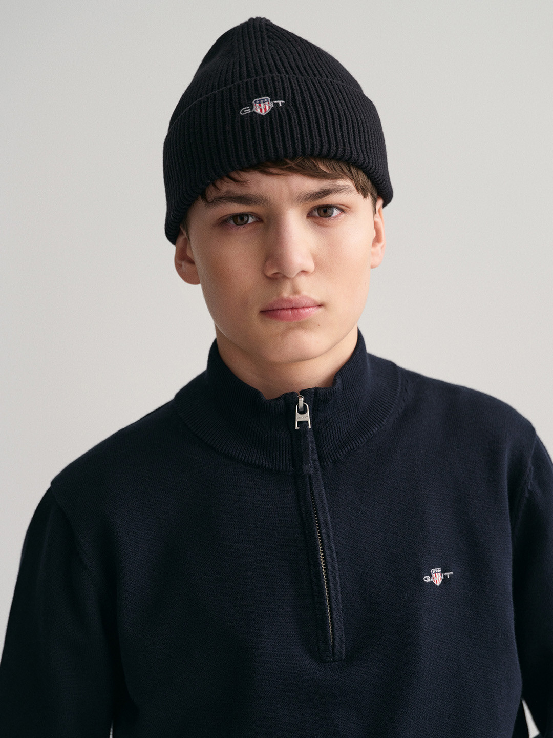 Gant Boys Navy Solid Hooded Full Sleeves Sweatshirt main image 0