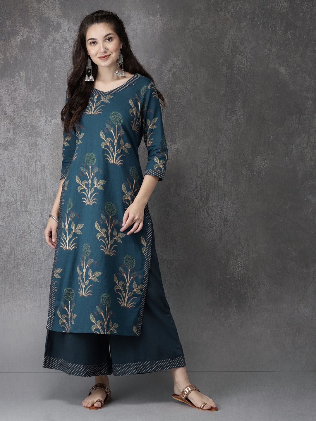 myntra anouk kurta set