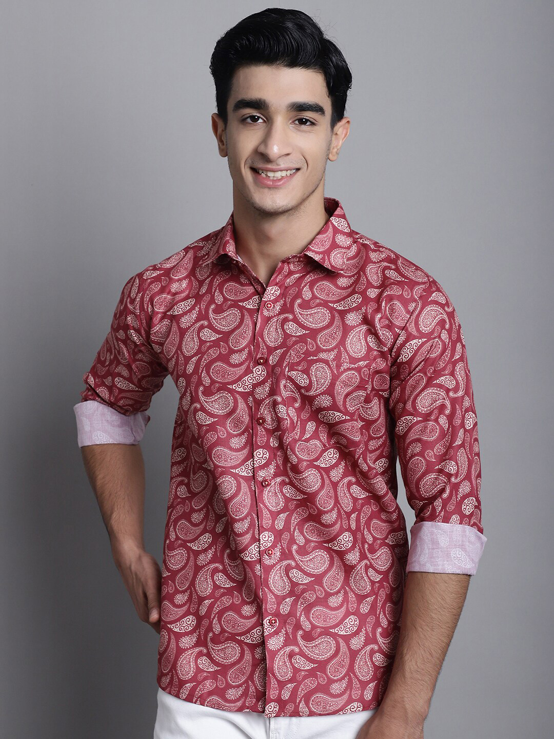 Men's Grey Standard Slim Fit Ethnic Motifs Printed Cotton Casual Shirt