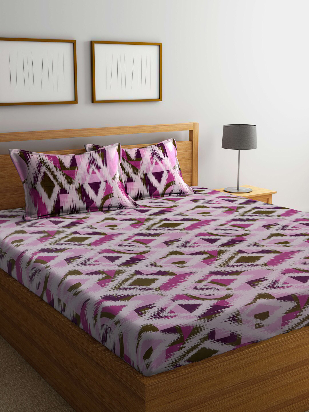 Buy BOMBAY DYEING Marigold Purple Geometric Cotton 104 TC King Bedsheet