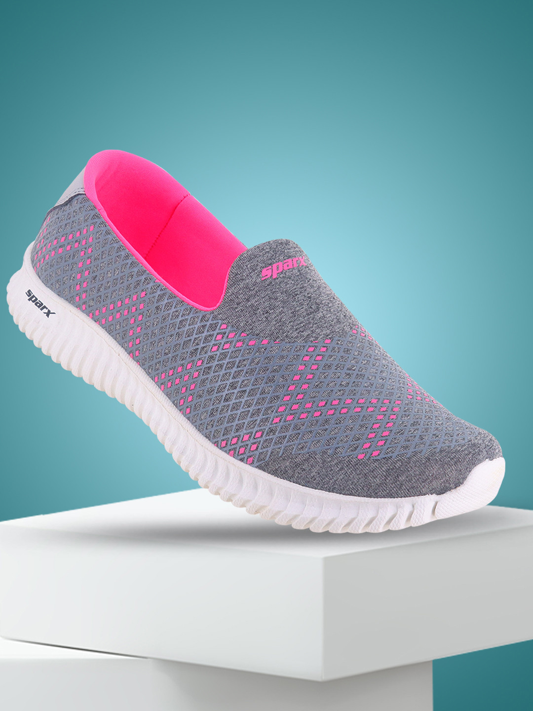 sparx women walking shoes