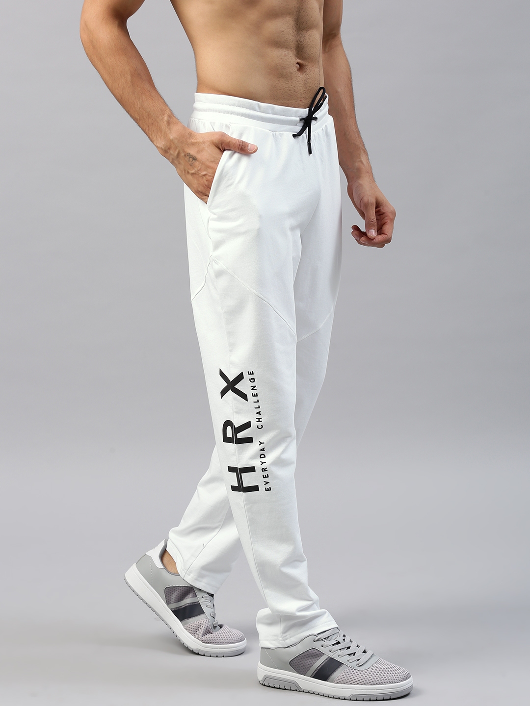 hrithik roshan cargo pants