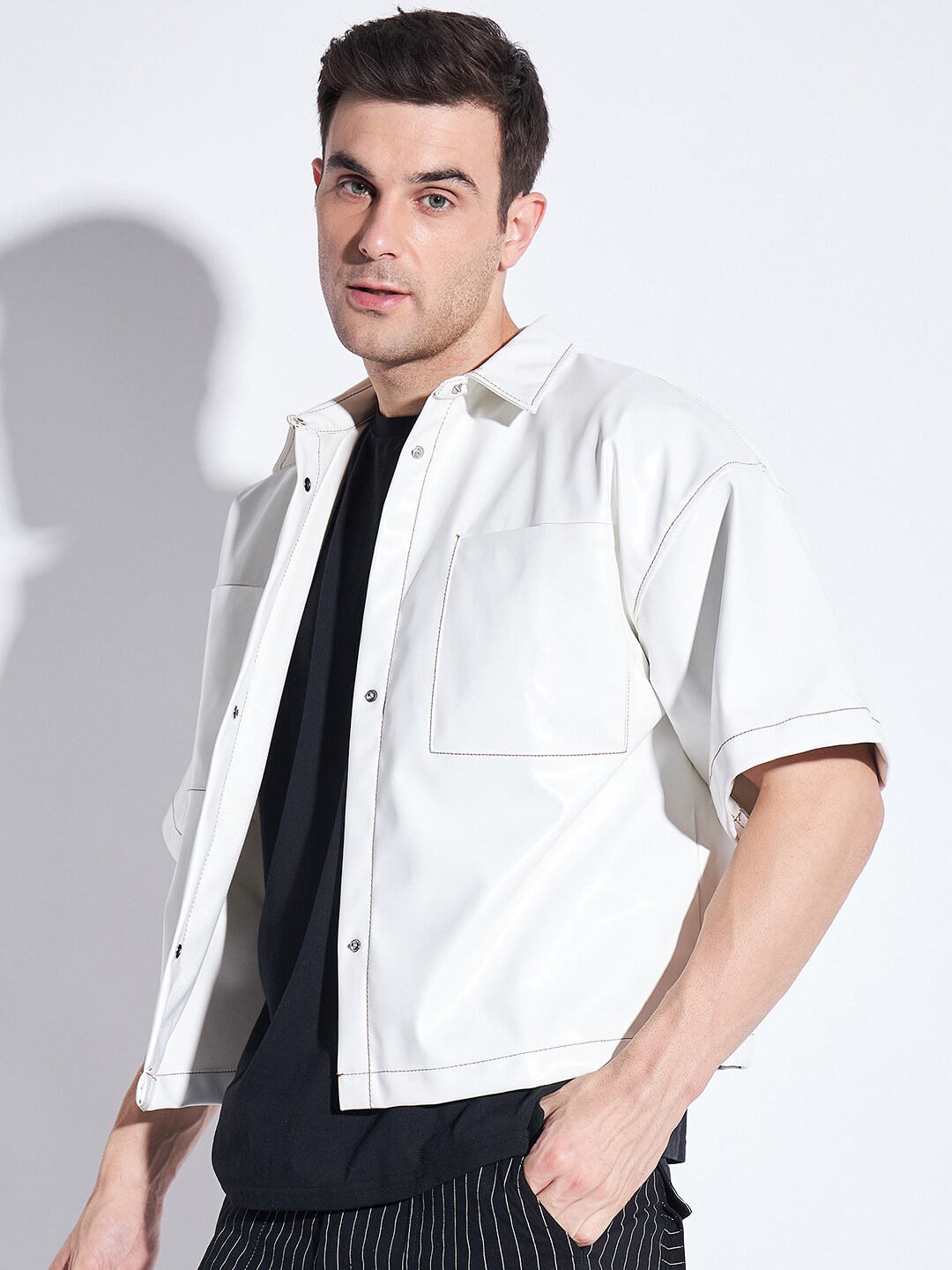 Buy FUGAZEE Relaxed Oversized Spread Collar Cotton Casual Shirt - Shackets for Men 24910546 | Myntra