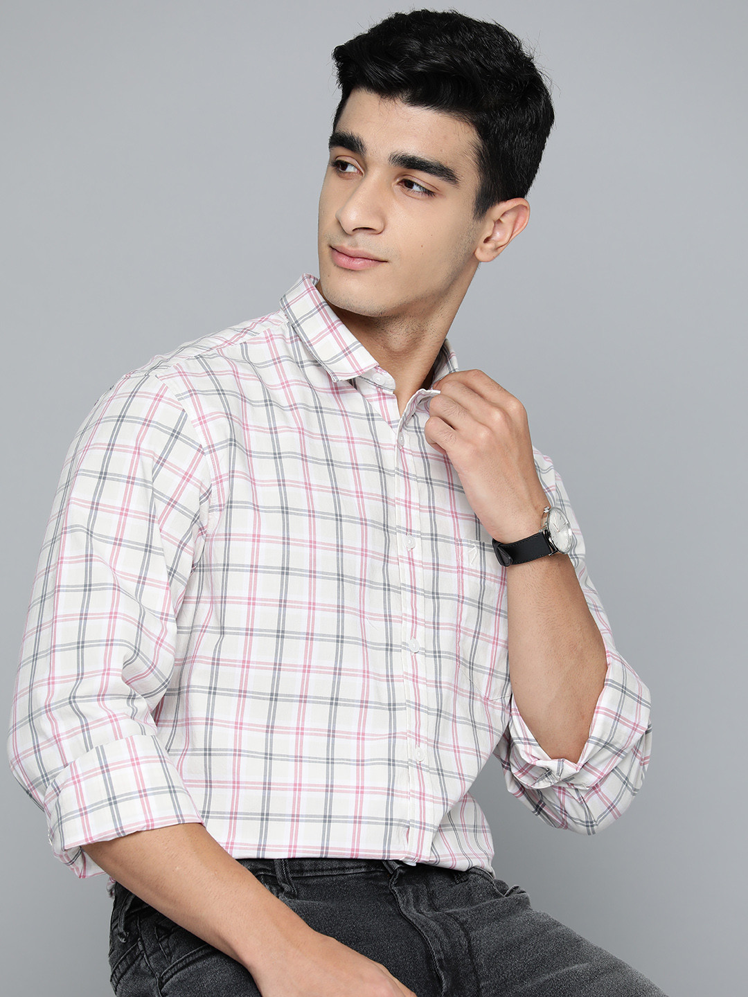 Buy Indian Terrain Men Slim Fit Pure Cotton Checked Casual Shirt - Shirts for Men 24923330 | Myntra