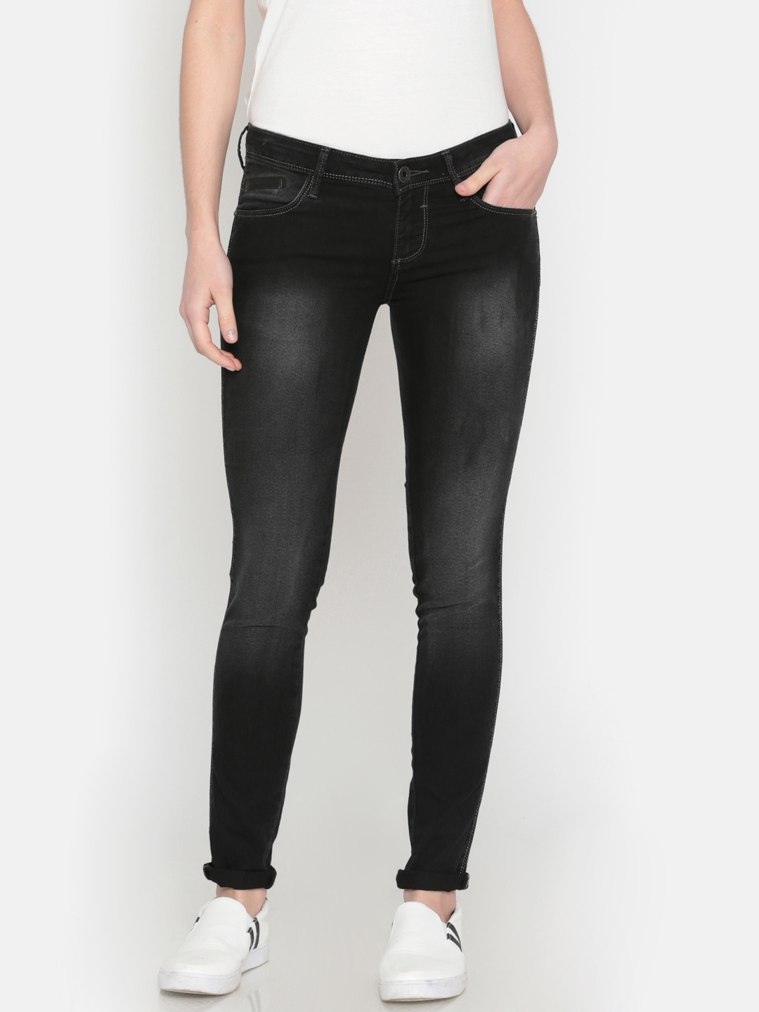 black stretchable jeans