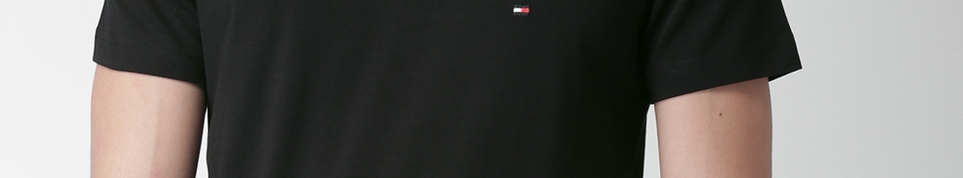 Buy Tommy Hilfiger Men Black Solid Round Neck T Shirt - Tshirts for Men ...