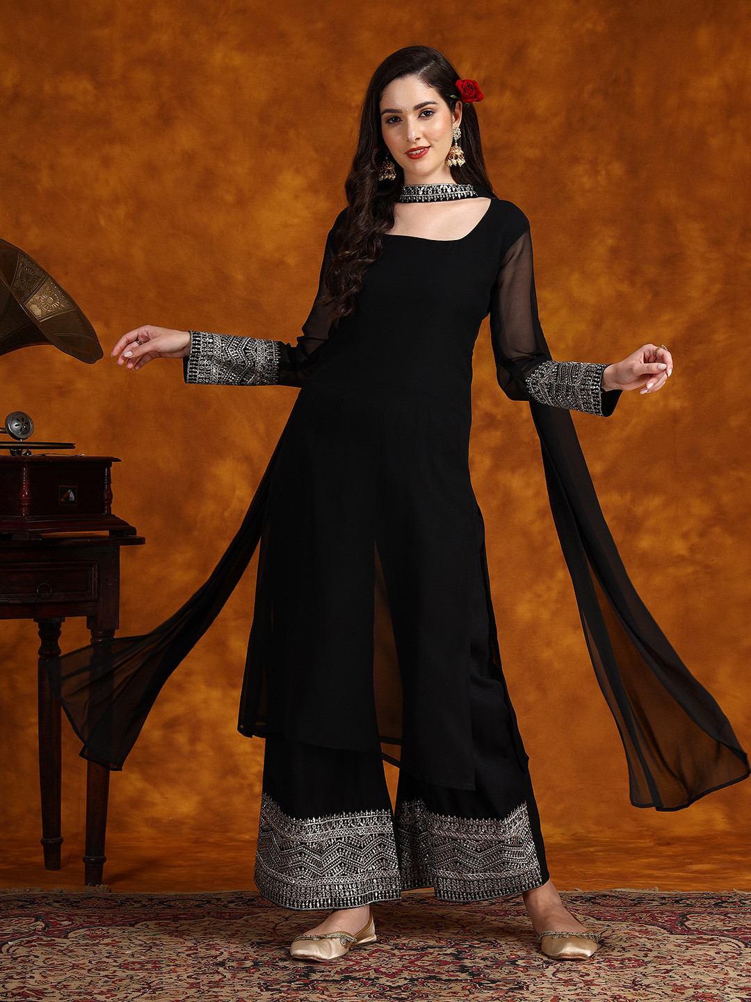 Women Fenta Fox Georgette Kurta Set With Pant And Duppata Set