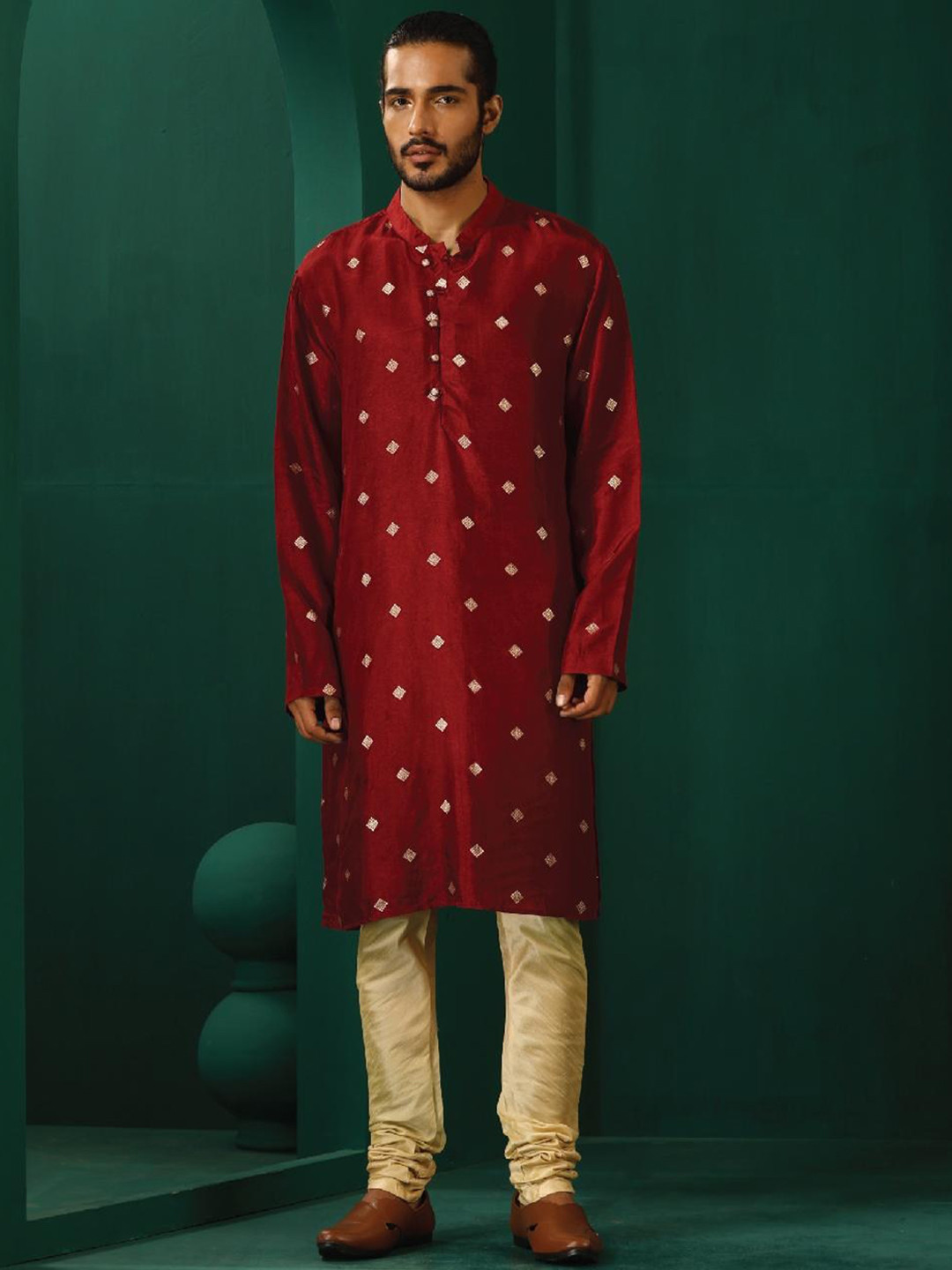 Geometric Print Silk Blend Straight Kurtas For Men