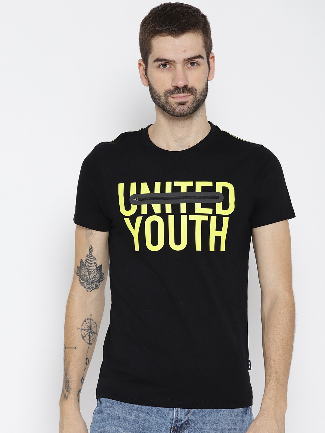 black shirt t